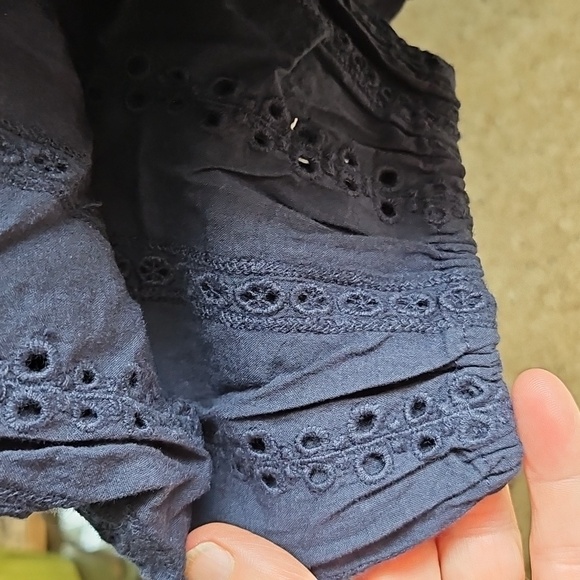 New With Tag COASTAL CLASSIC STYLE & CO Blue Cotton Eyelet Lace Blouse L - Picture 3 of 9